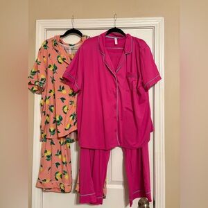2 sets of Joyspun capri pajamas
